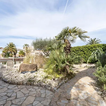 Acogedor De 2 Con Amarre De 12,5m, Terraza Y Jardin En - Hisp-288-62 * Empuriabrava