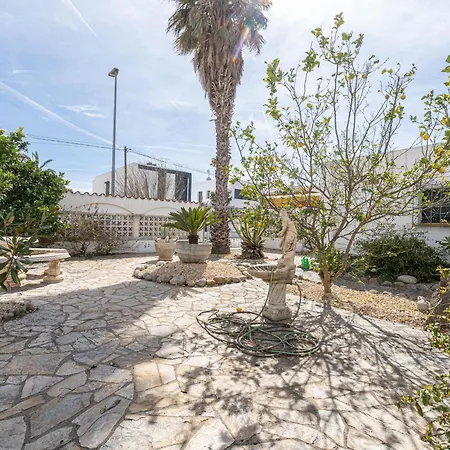 Acogedor De 2 Con Amarre De 12,5m, Terraza Y Jardin En - Hisp-288-62
